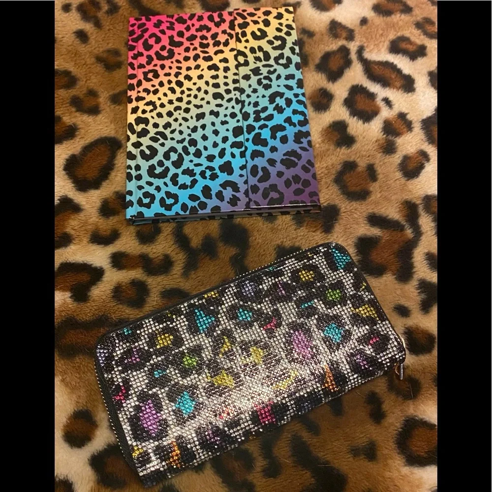 Multi Leopard Wallet & a Matching NoteBook. - Picture 3 of 3